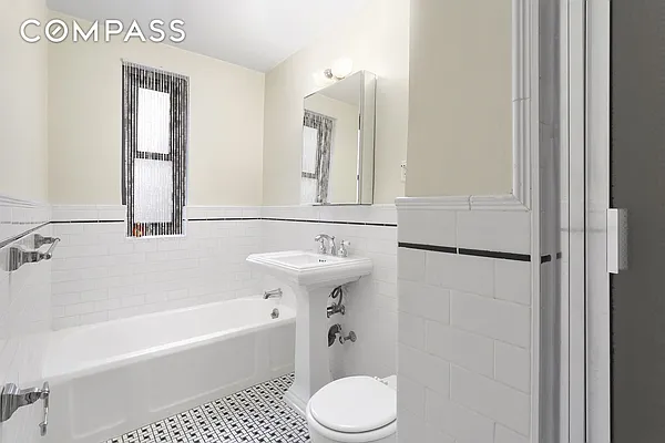 Rented by Compass | media 43