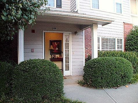 1st image of 512 Vinings Forest Ct SE