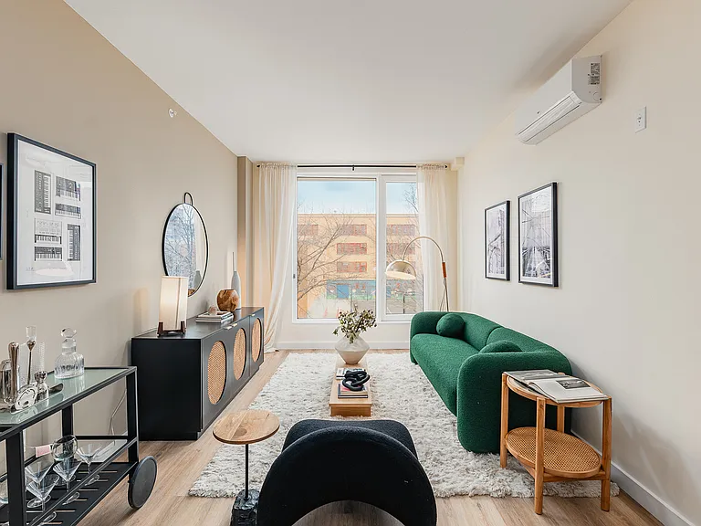 21 Garden St #5J — Photo 9