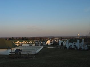 203 Spring Point Dr, Carpentersville, IL 60110