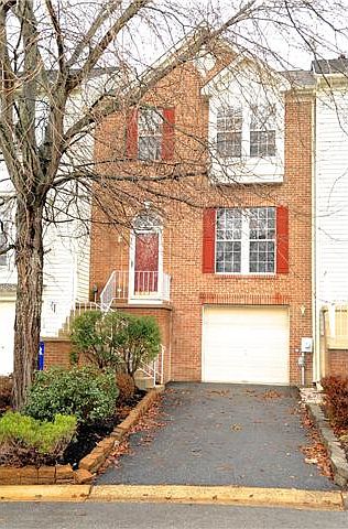 1st image of 114 Monet Cir