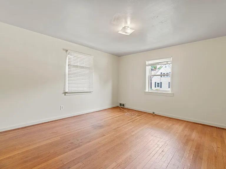 7310 Hopkins Ave — Photo 5