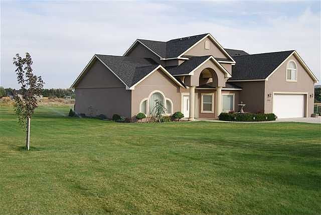 1st image of 2900 S 38th Ave