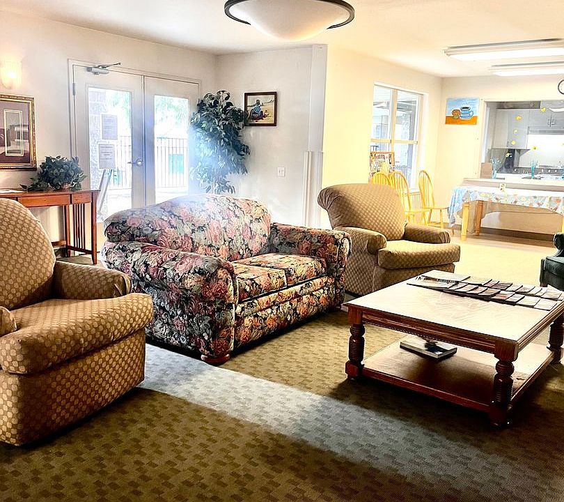 2nd image of 12025 SE Pine St APT 100