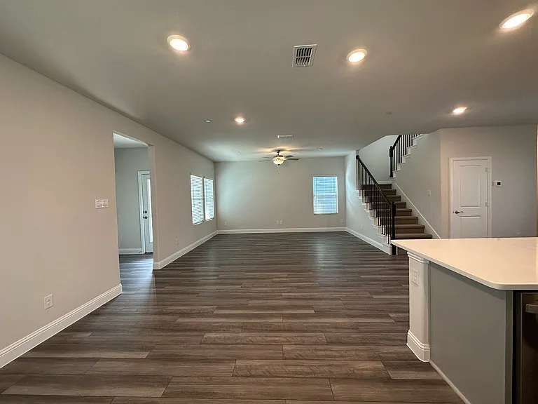 123 Monarch Way — Photo 14