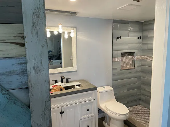 5800 N Banana River Blvd APT 225, Cape Canaveral, FL 32920