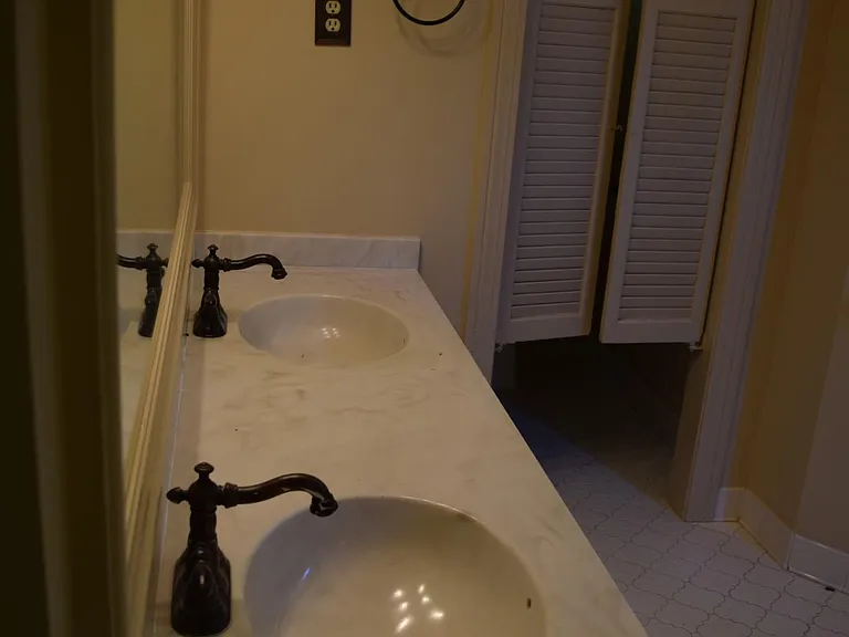 8421 Old Greensboro Rd — Photo 2
