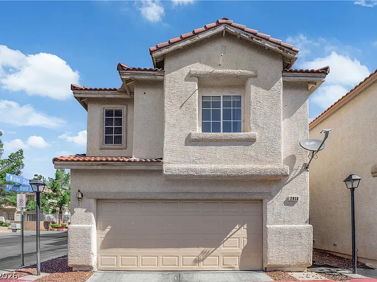 2918 Pelican Breeze Ct — Photo 4