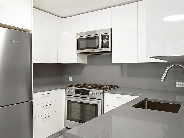 111 E 115th St #4-C — Photo 1