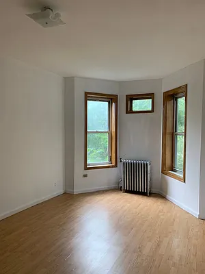 Rented by Remax Edge | media 26