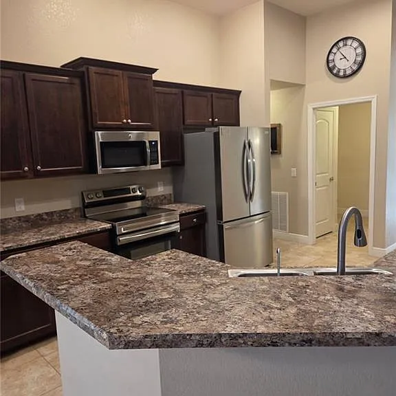 1330 NW 7th Ave — Photo 21