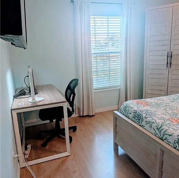 2535 SW 28th Pl — Photo 11