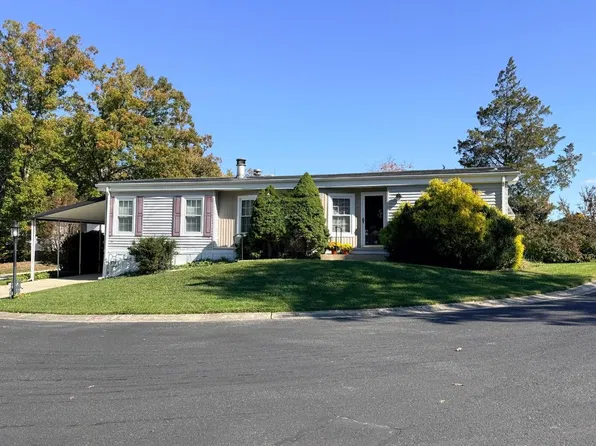 428 Country Ln, Buena, NJ 08310