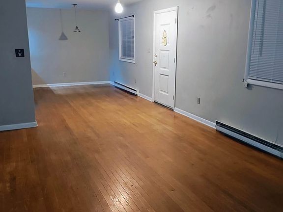 5th image of 817 Prescott Ave APT 2B