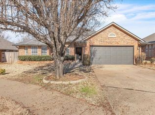 1801 Dodge Trl, Edmond, OK 73003