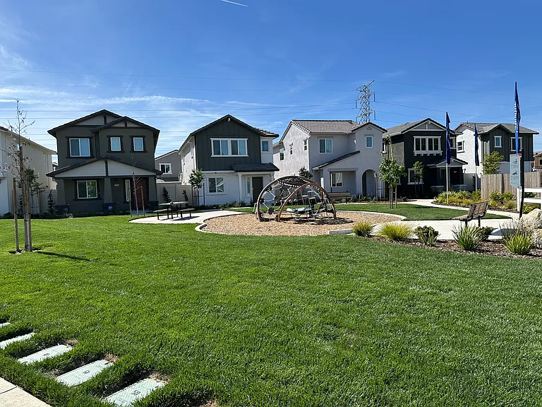 3385 Ruby Sky Walk — Photo 19