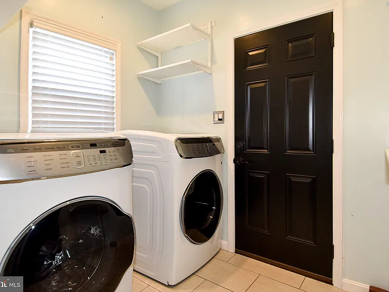 9309 Reef Ct — Photo 21