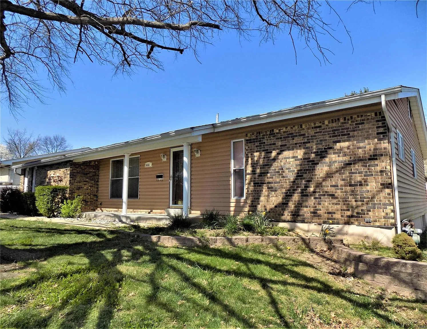 4419 Weber Rd photo 1