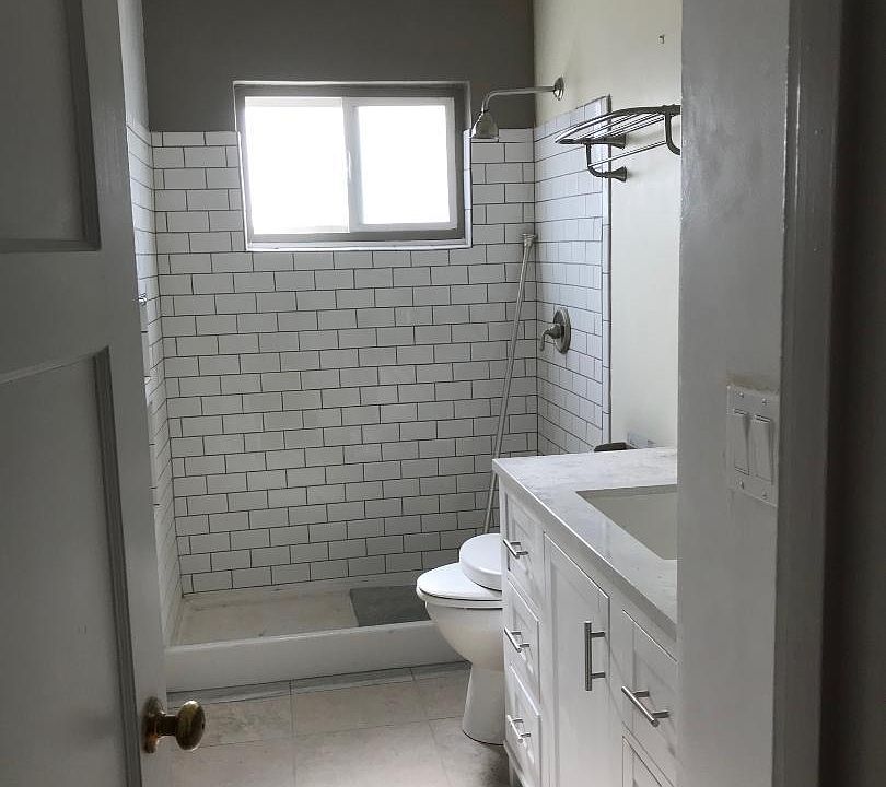 Hallway bathroom just remodeled.