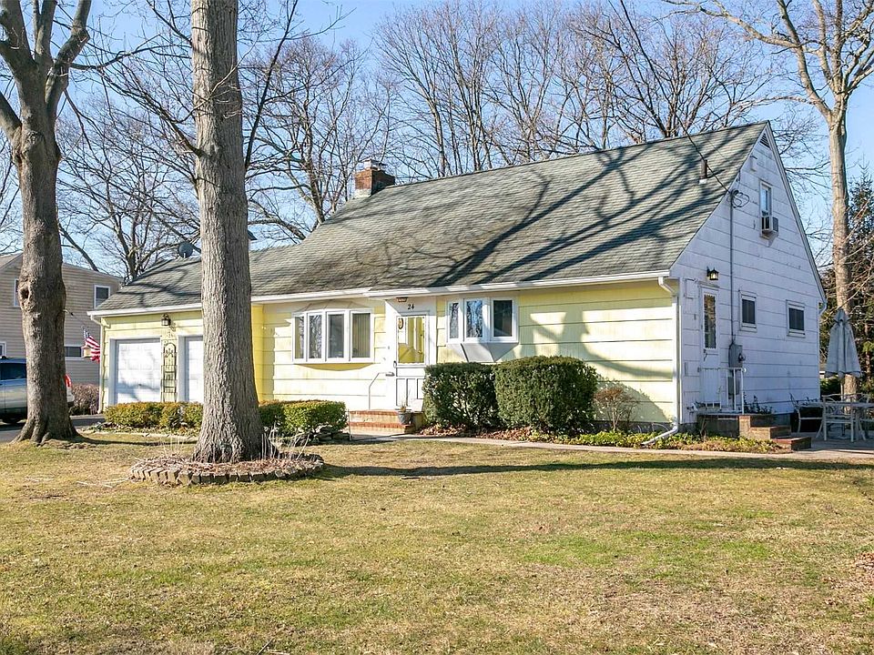 1st image of 24 Westwood Dr