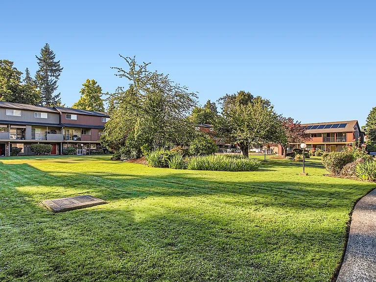 Oak Grove Village — Photo 16