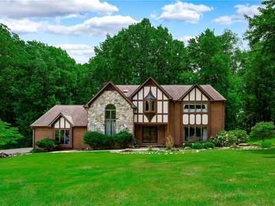 109 Old Hickory Ln, Grove City, PA, 16127