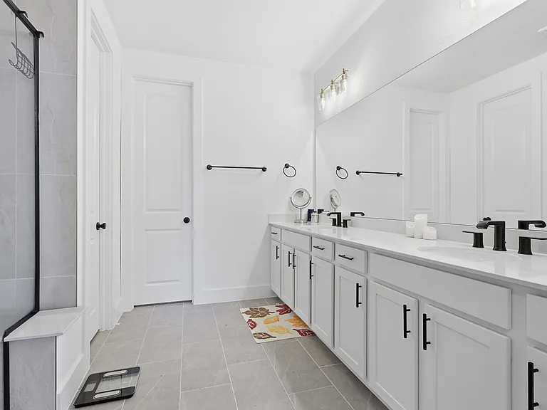 6240 Fortuna Ln — Photo 4