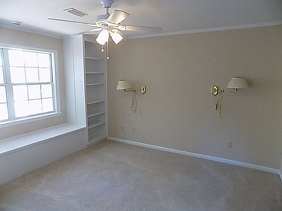 5th image of 204 Bougainvillea Cir