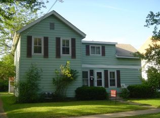 214 1st St, Rochester, MI 48307