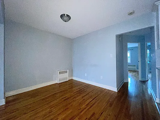 Rented by Douglas Elliman | media 7