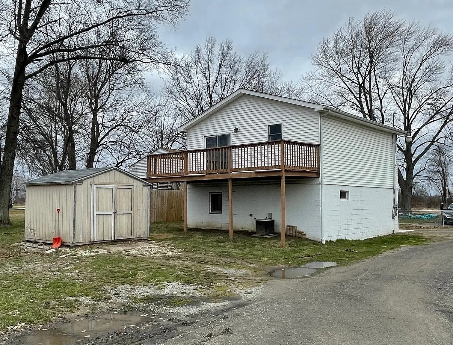 1715 Lyntz Townline Rd SW — Photo 2