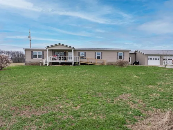 1926 Fairview Rd, Peebles, OH 45660