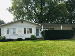 2817 E Hayes St, Davenport, IA 52803