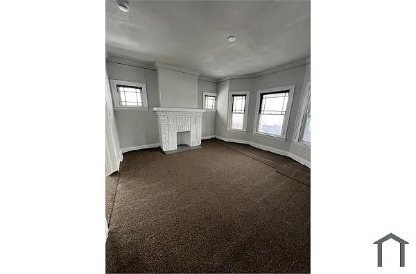 Building Photo - 3402 E 125th St