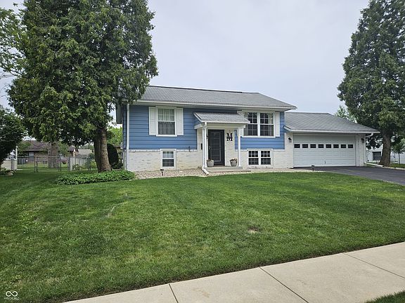2nd image of 15 Hyde Park Row