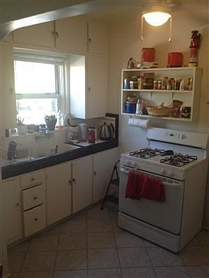 1st image of 223 Spruce St NE