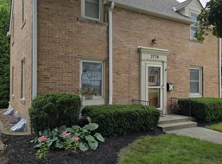 3736 S 56th St, Greenfield, WI 53220