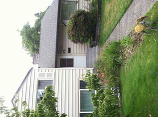 8111 21st Ave NE, Seattle, WA 98115