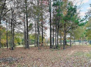 585 Dogwood Rd, Brewton, AL 36426