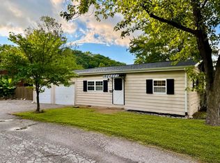 1072 Lake Dr, Arnold, MO 63010