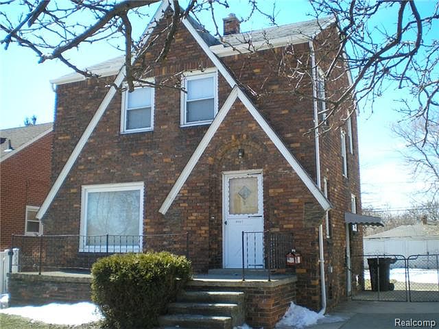 2nd image of 6807 Artesian St