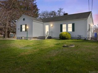 118 Chester St, New London, CT 06320