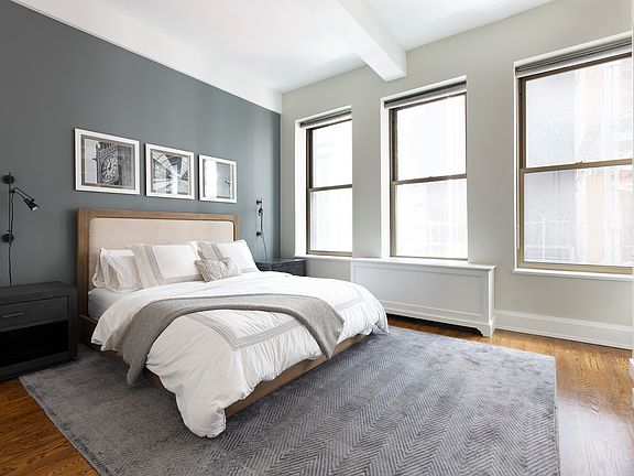 5th image of 31 E 28th St APT 6W