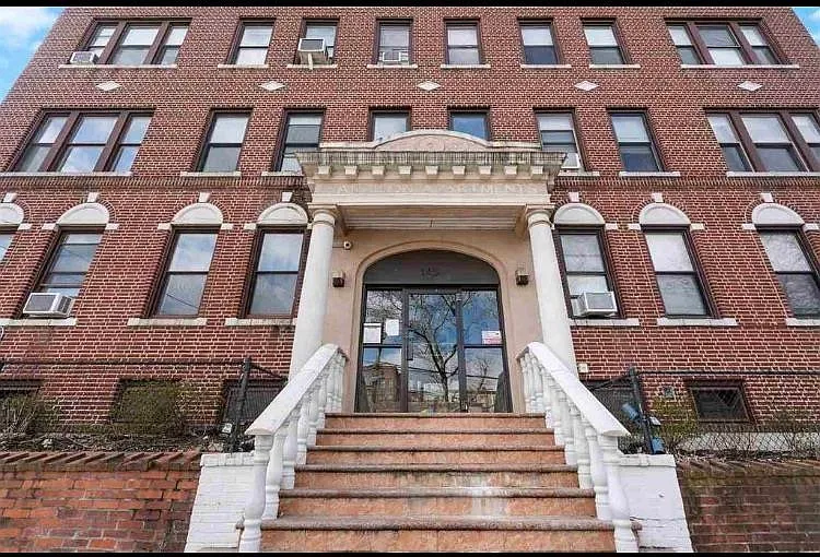 145 Harrison Ave #301 — Photo 9
