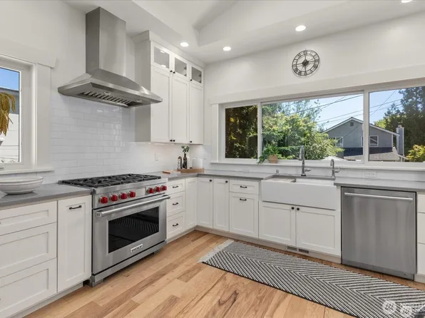2629 E Valley Street, Seattle, WA 98112