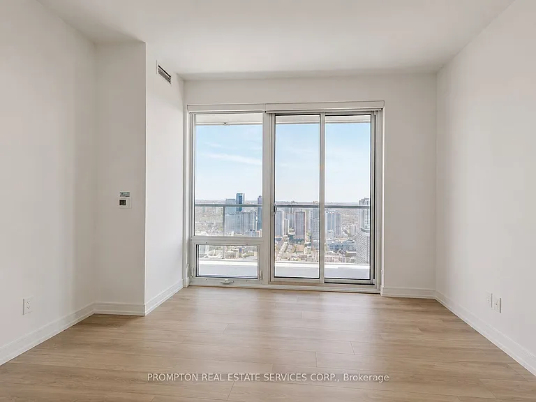 3 Gloucester St #4503 — Photo 12