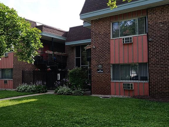 2nd image of 125 S Kenilworth Ave #Pszfdn2a1