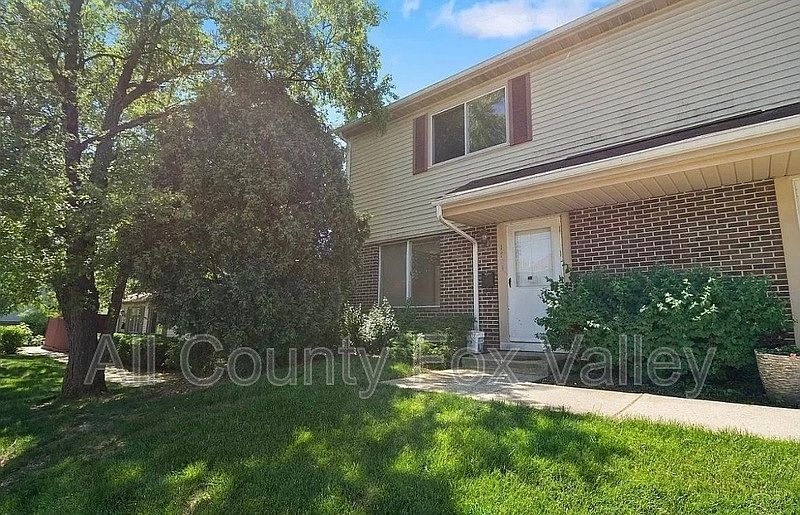 1st image of 1723 Queensbury Cir