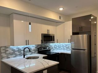 713 N 42nd St #2, Philadelphia, PA 19104