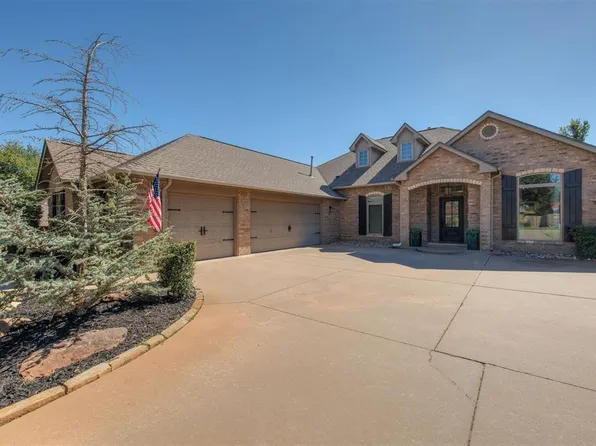 2916 Ash Grove Rd, Edmond, OK 73003